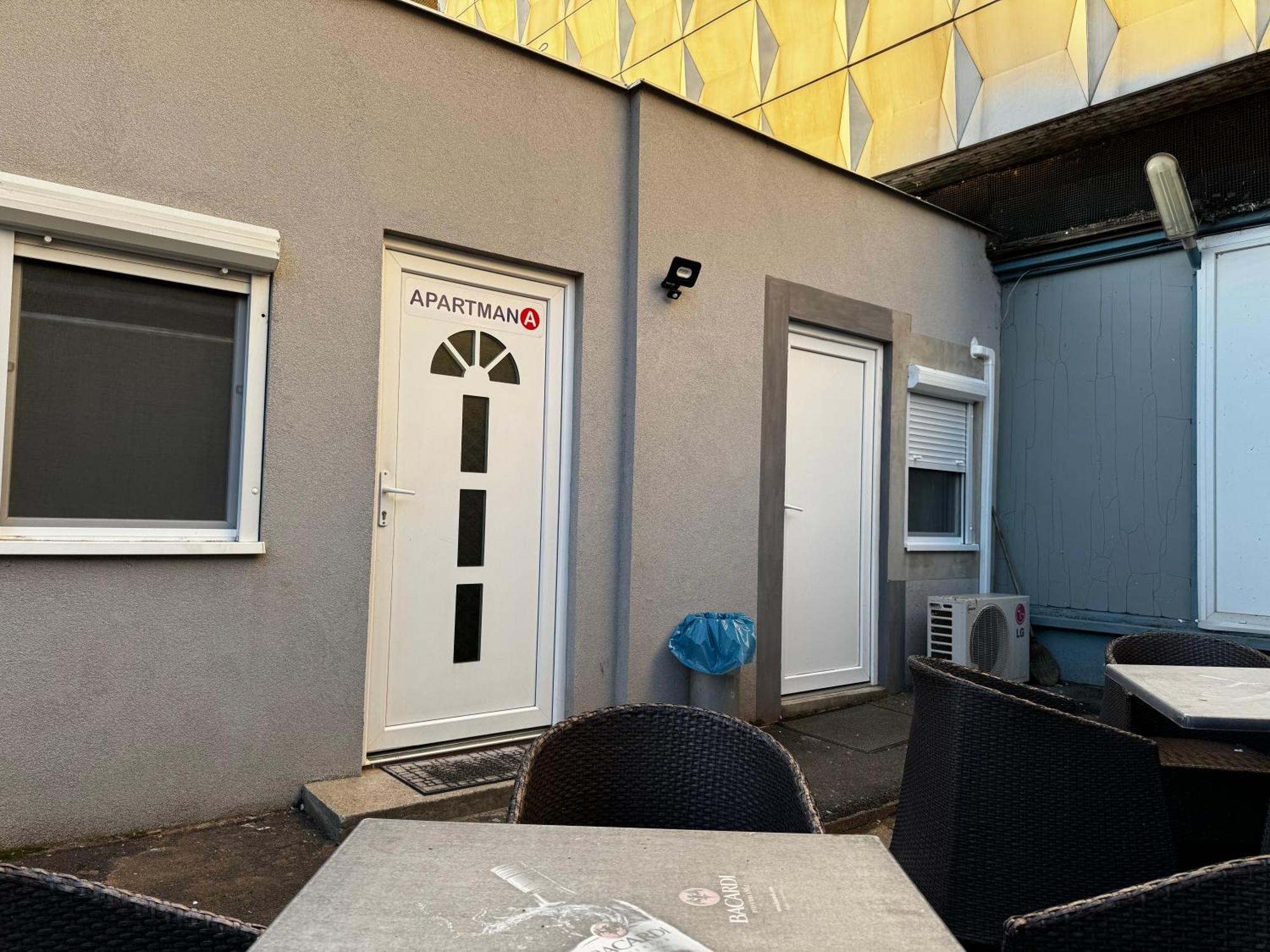 City Apartman Nyíregyháza Buitenkant foto